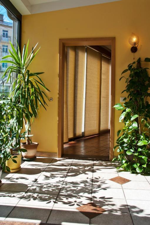 Linovo With Free Parking Hotell Riga Eksteriør bilde